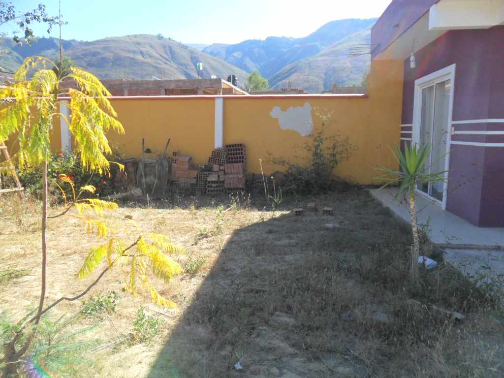 Casa en Sacaba en Cochabamba 1 dormitorios 1 baños  Foto 4