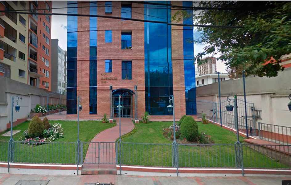 Departamento en VentaCalle 23 No. 7875 Edificio Magnolia - Calacoto 5 dormitorios 7 baños 2 parqueos Foto 1