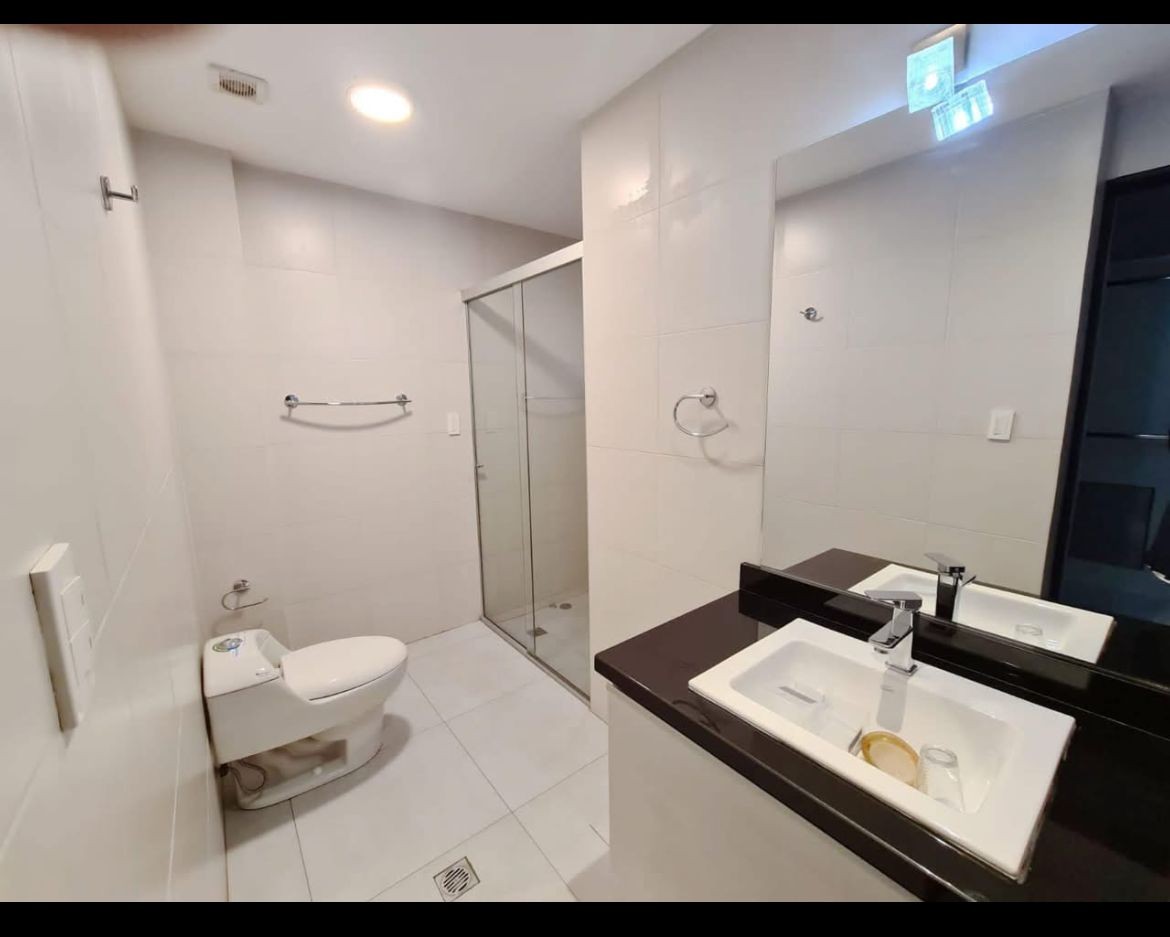 En Alquiler a Bs 4,900 Foto 3