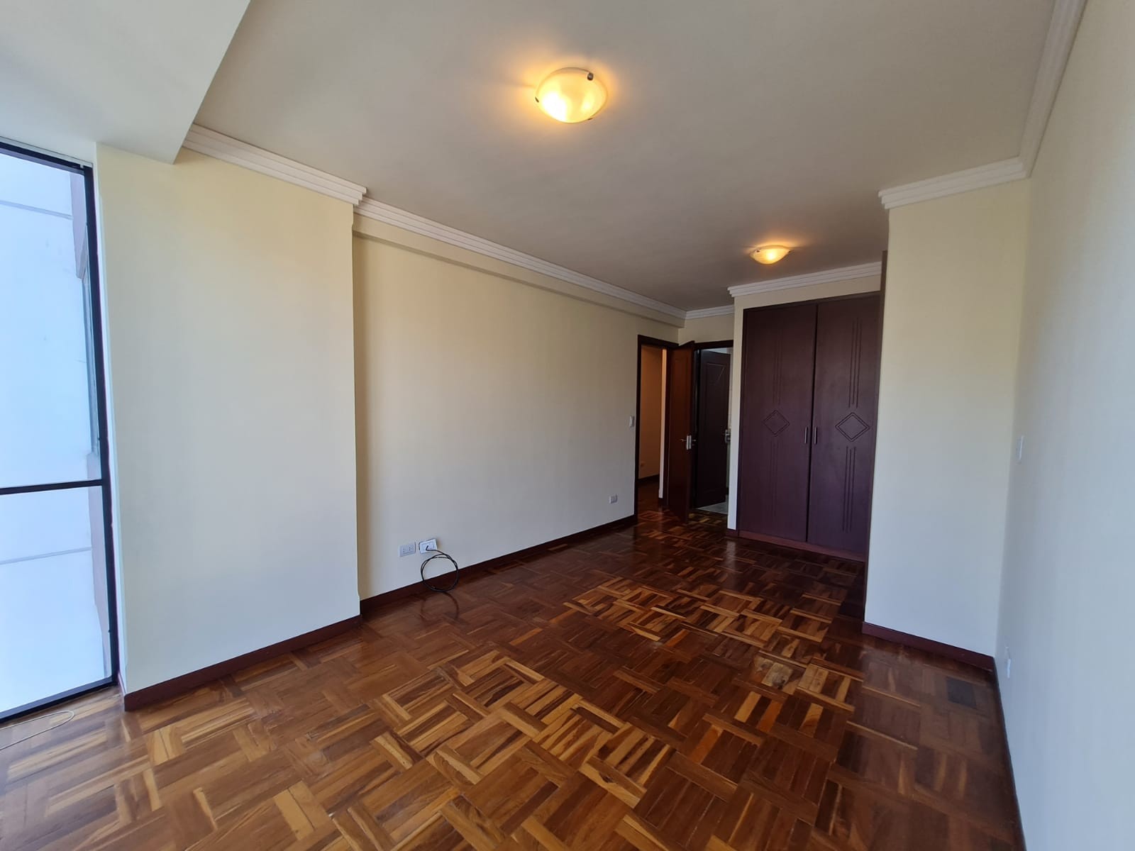 Departamento en VentaObrajes Av. H. Siles Foto 13