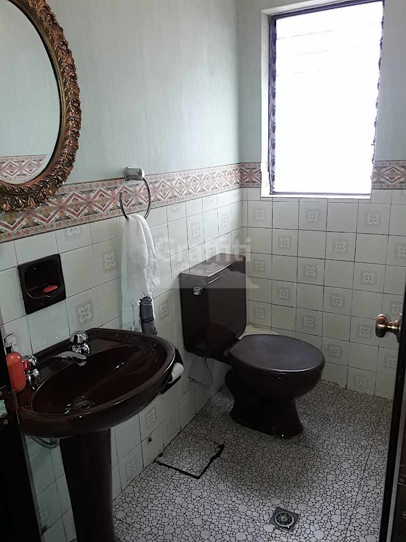 Departamento en VentaSopocachi, calle Guachalla 4 dormitorios 3 baños 1 parqueos Foto 7