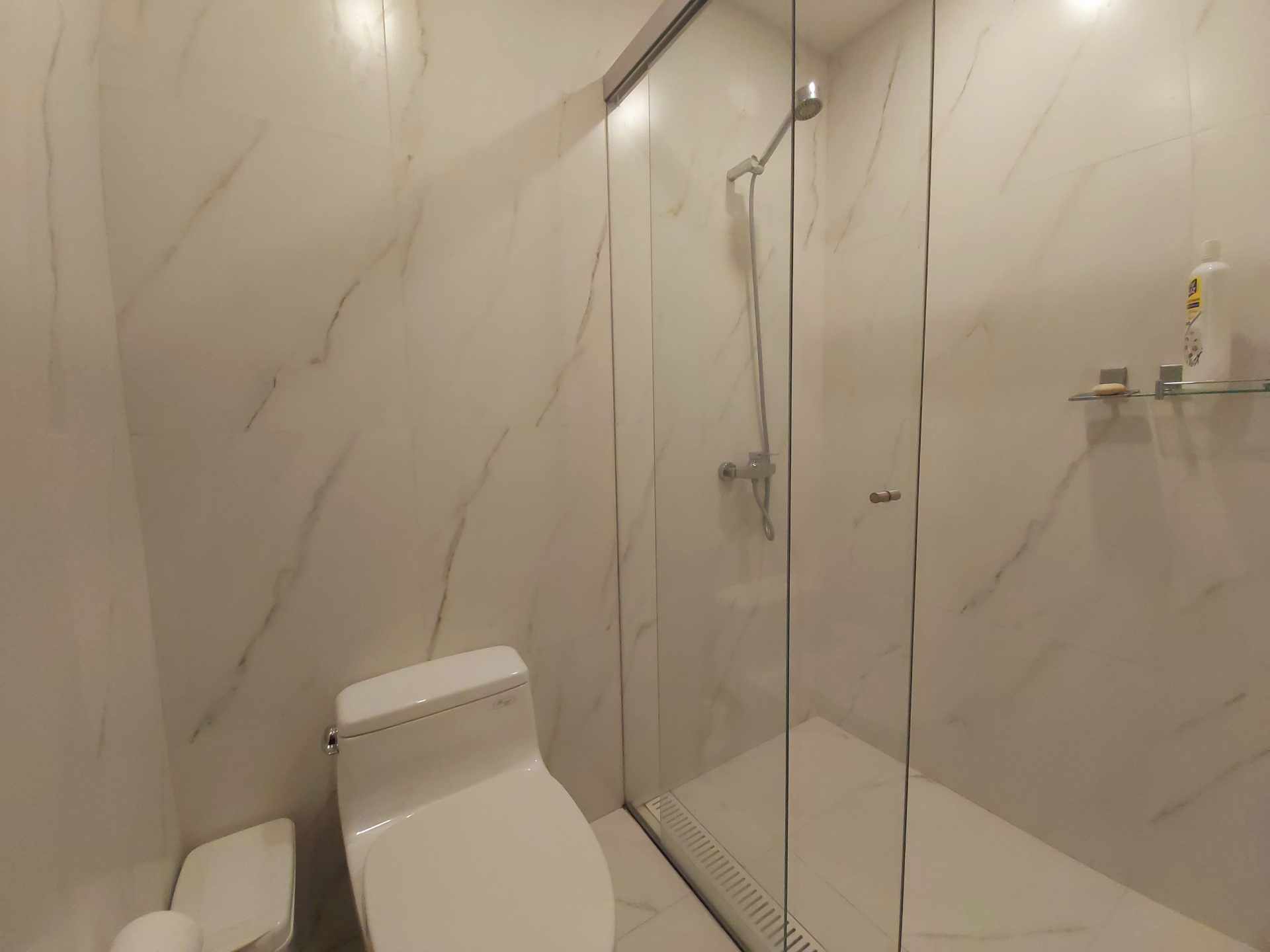 Departamento en VentaCONDOMINIO LA RIVIERA & BEAUTY PLAZA (EQUIPETROL) 3 dormitorios 3 baños 1 parqueos Foto 16