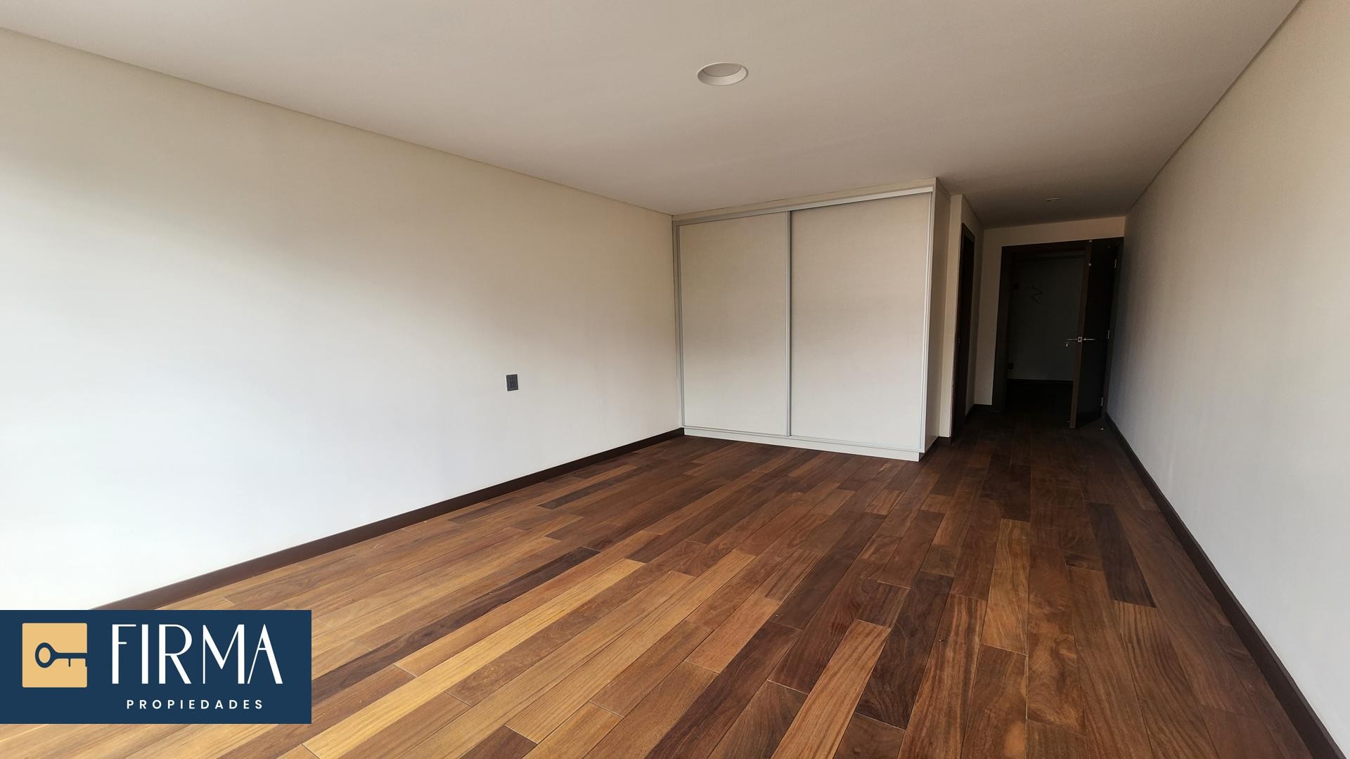 Departamento en VentaDEPARTAMENTO DE LUJO CON PATIO PRIVADO EN VENTA A ESTRENAR Foto 14