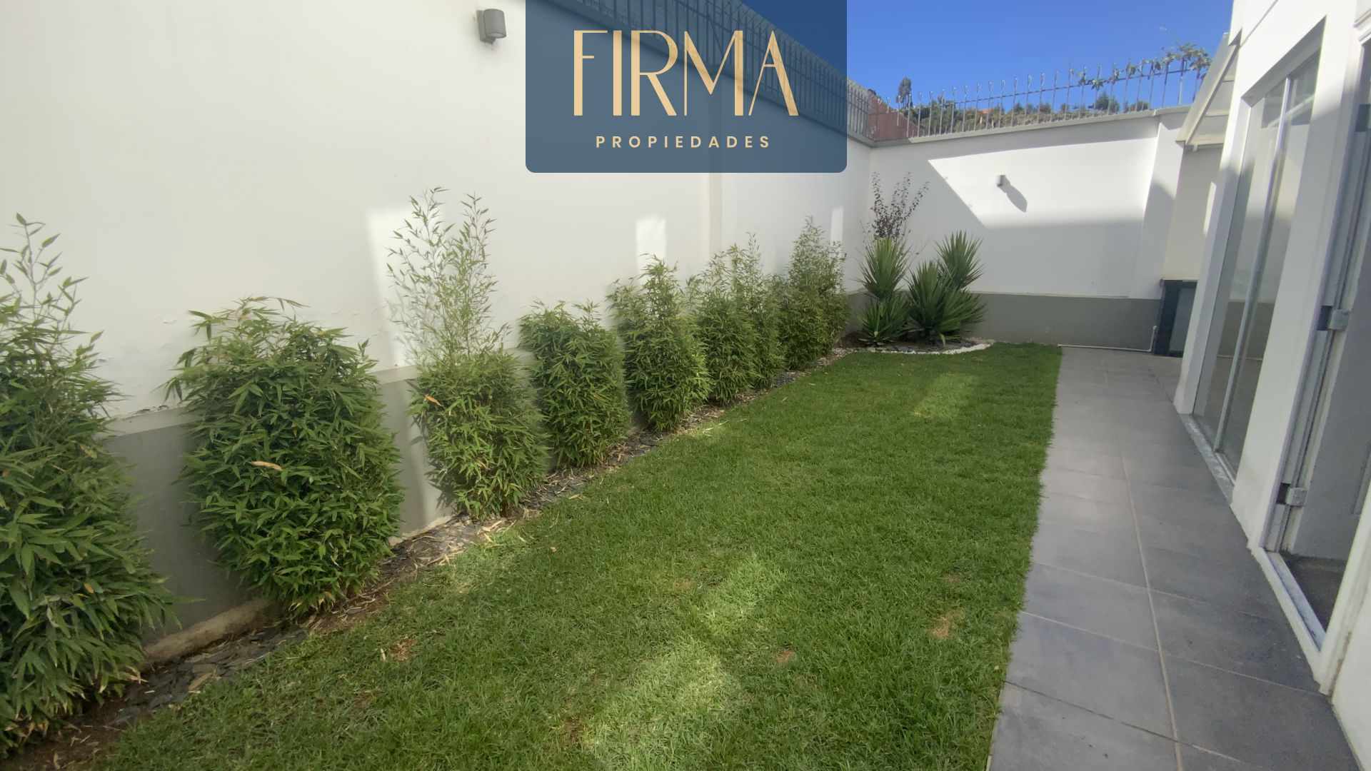 Casa en Achumani en La Paz 3 dormitorios 4 baños 3 parqueos Foto 24