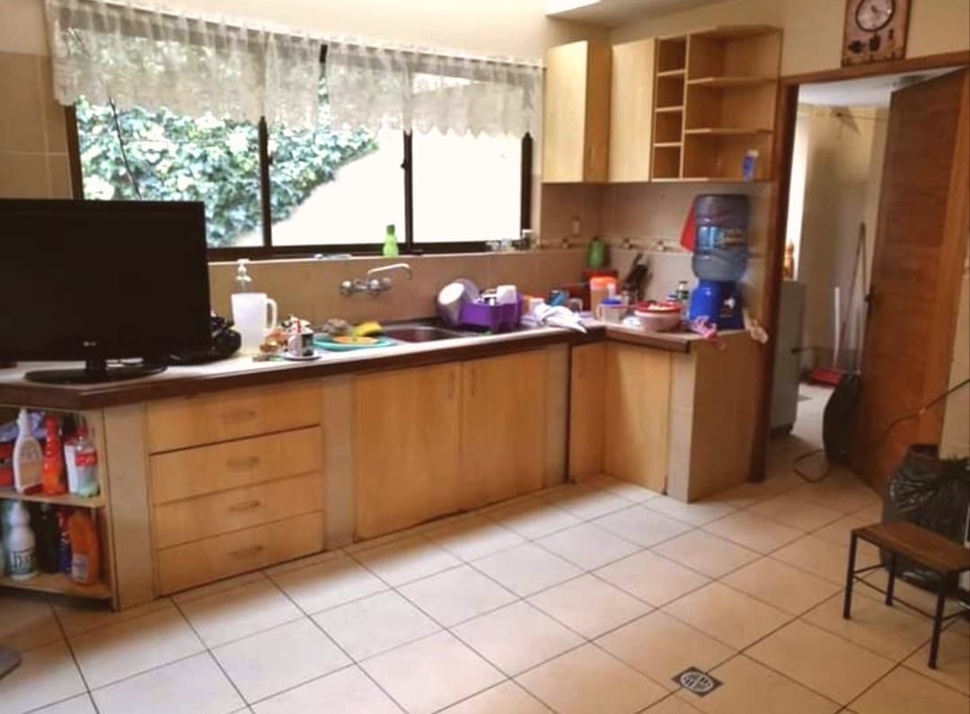 Casa en Cota Cota en La Paz 3 dormitorios 4 baños 2 parqueos Foto 4