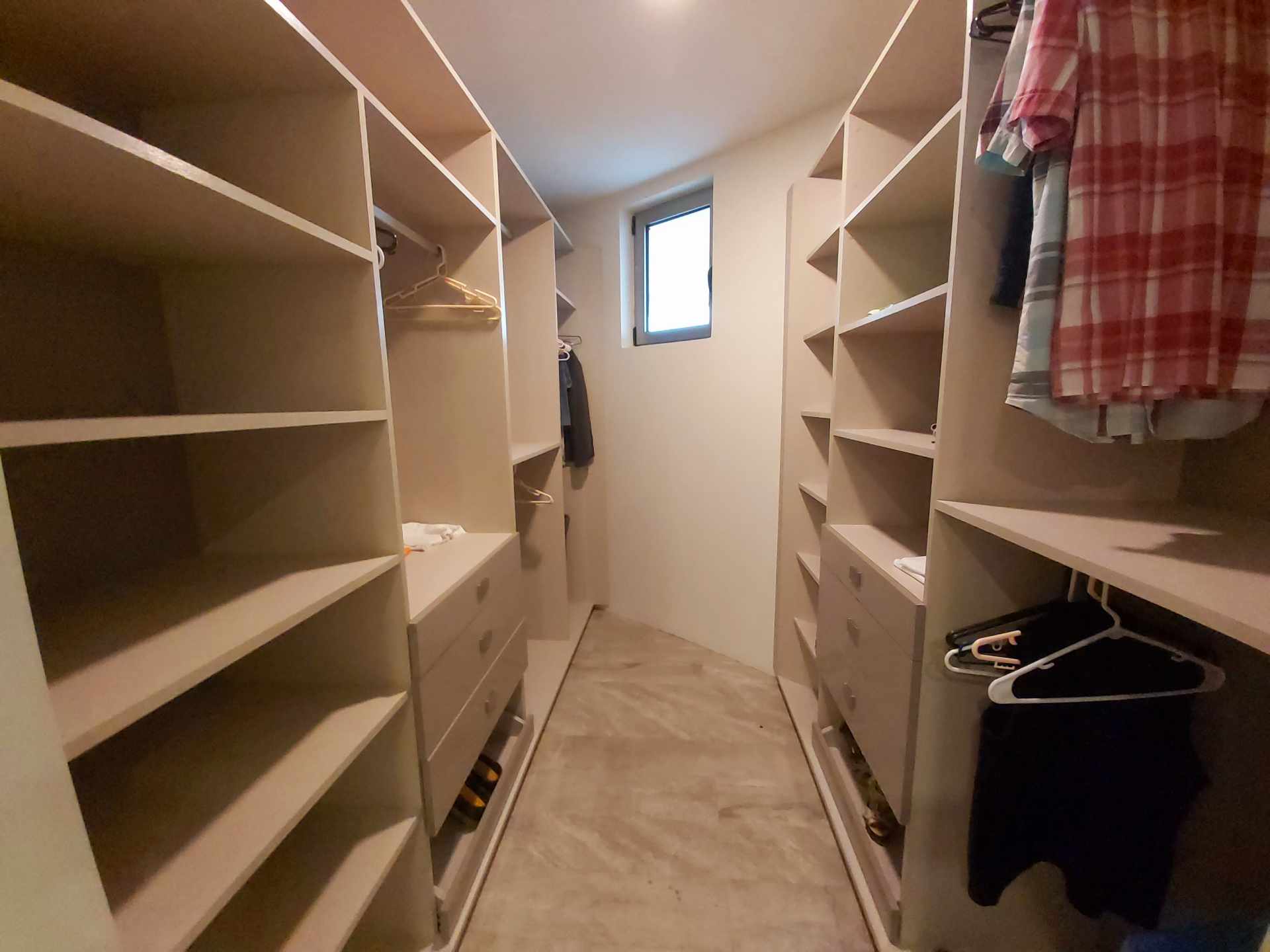 Departamento en VentaCONDOMINIO LA RIVIERA & BEAUTY PLAZA (EQUIPETROL) 3 dormitorios 3 baños 1 parqueos Foto 10