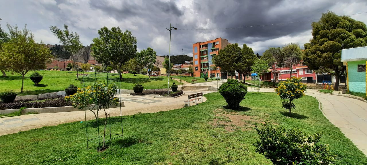 Casa Av. Alfredo Arias 681 Foto 3