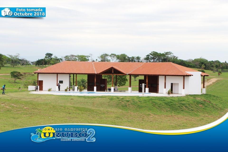 Terreno en VentaComplejo Campestre Urubo 2 
Ubicado en zona alta del Urubo    Foto 4