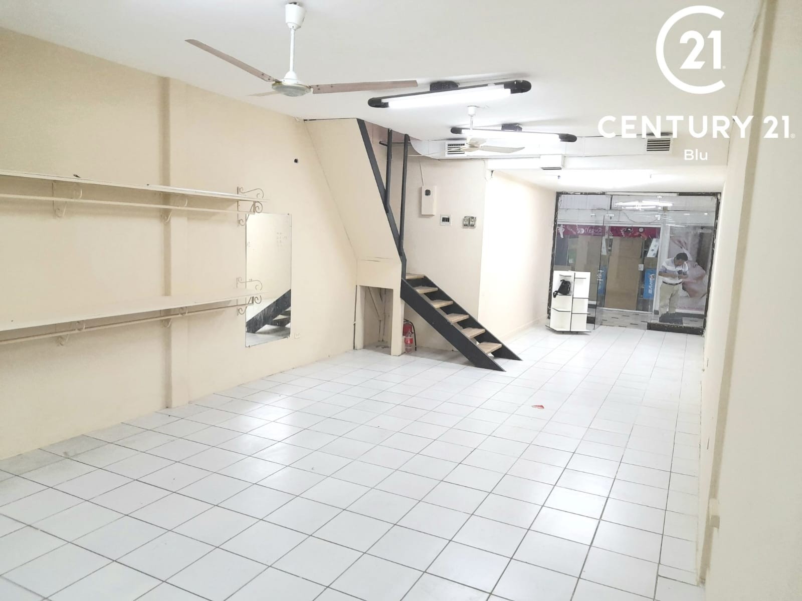 Local comercial Comercial Cañoto Av/ Centenario y primer anillo Foto 4