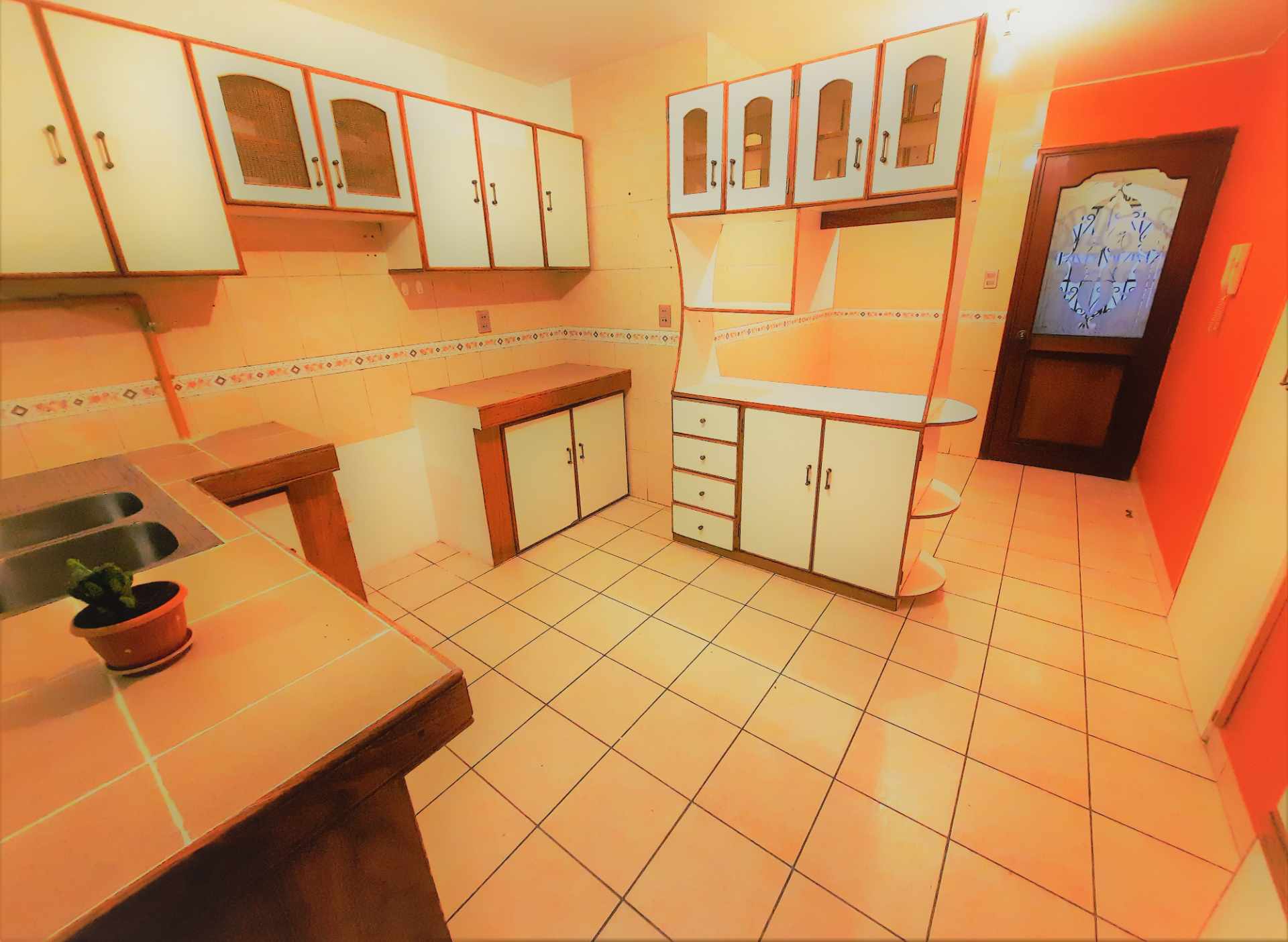 Departamento A 1 cuadra Plaza Humboldt Calacoto Foto 12