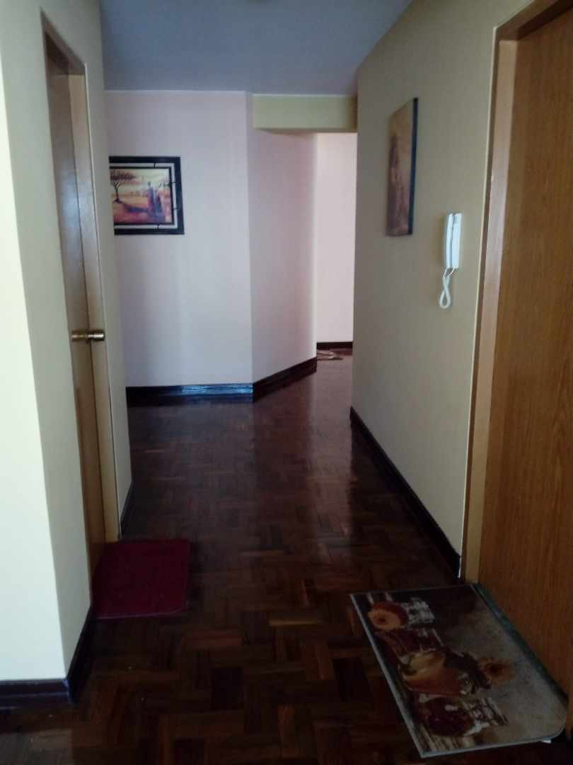 Departamento en VentaZona San Jorge, calle Campos entre 6 de agosto y 20 de octubre 4 dormitorios 4 baños  Foto 7