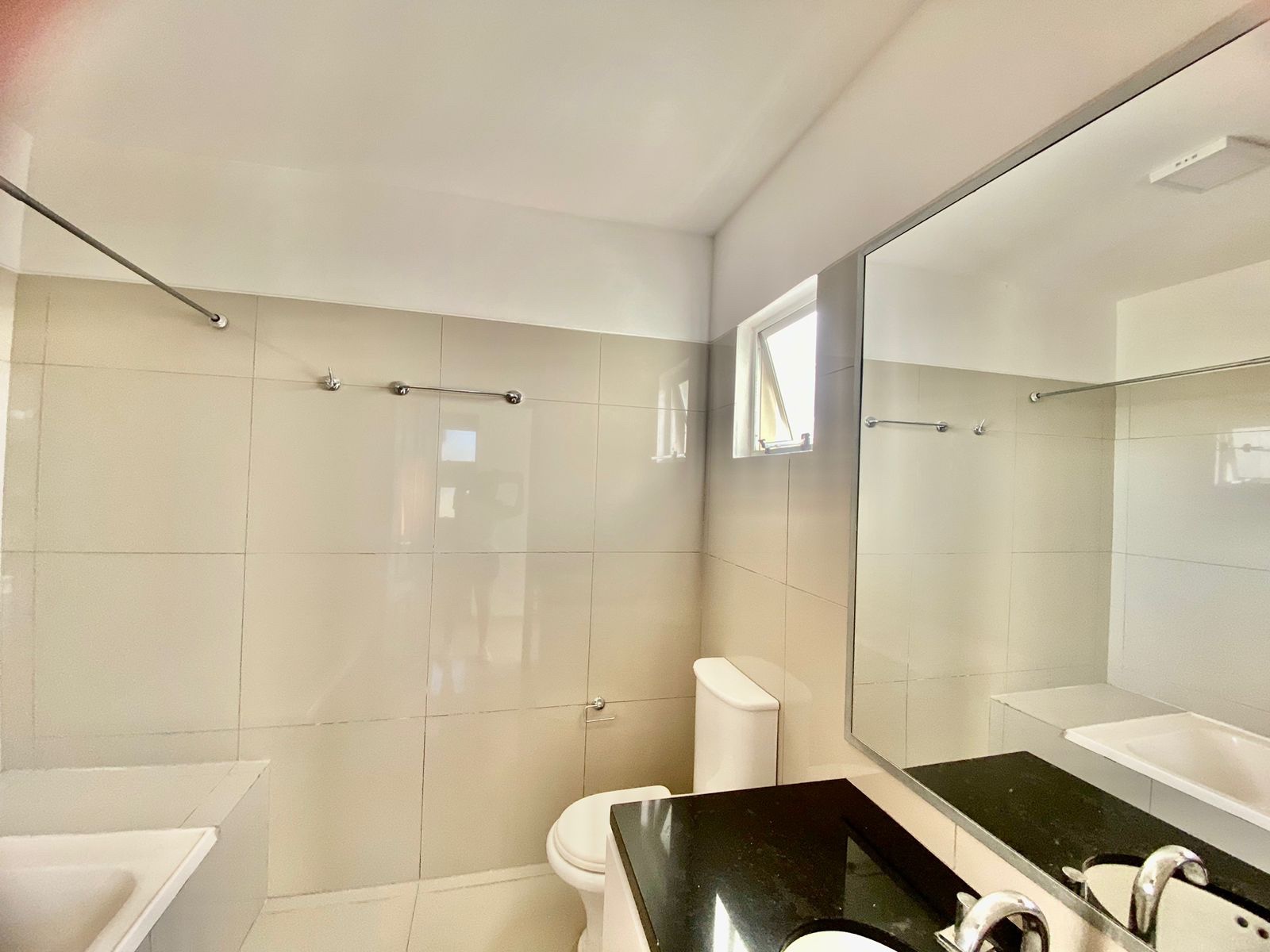 Casa en Urubó en Santa Cruz de la Sierra 3 dormitorios 4 baños 6 parqueos Foto 10