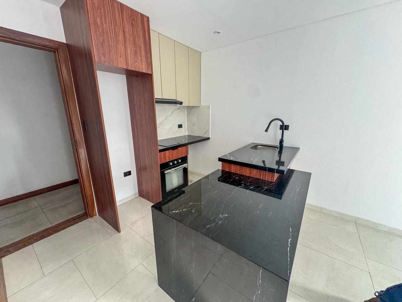 Departamento en Alquiler5to y 6to anillo entre Banzer y Beni Foto 6