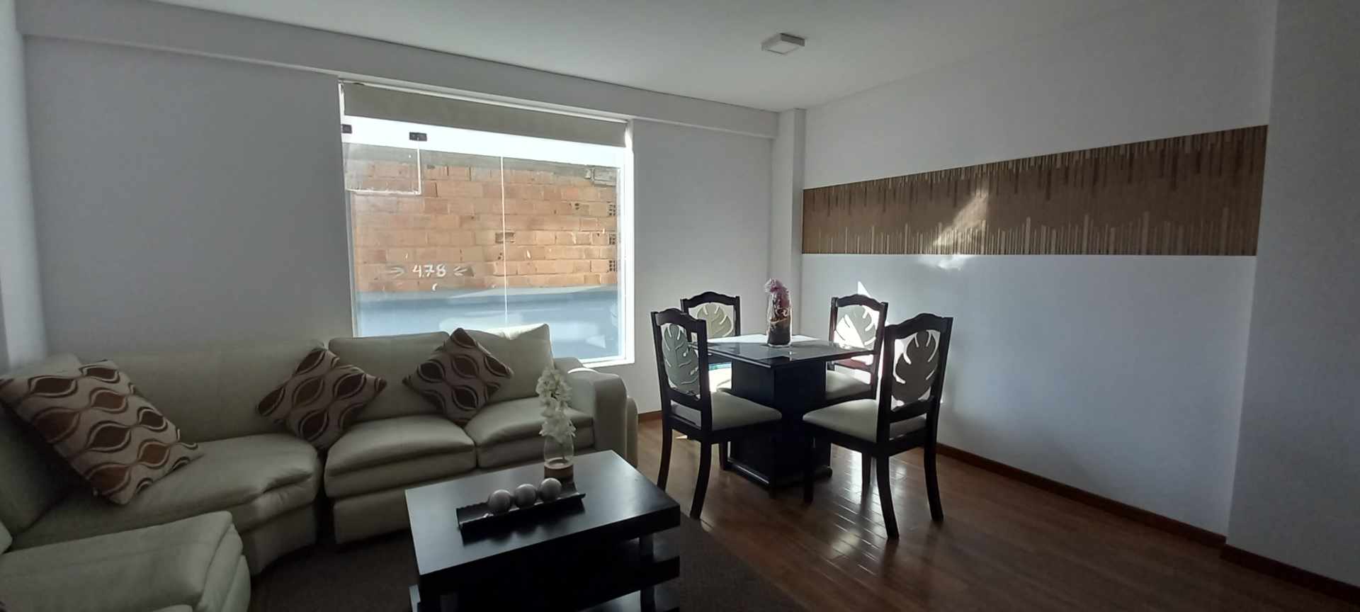 En Alquiler a $us 480 Foto 1