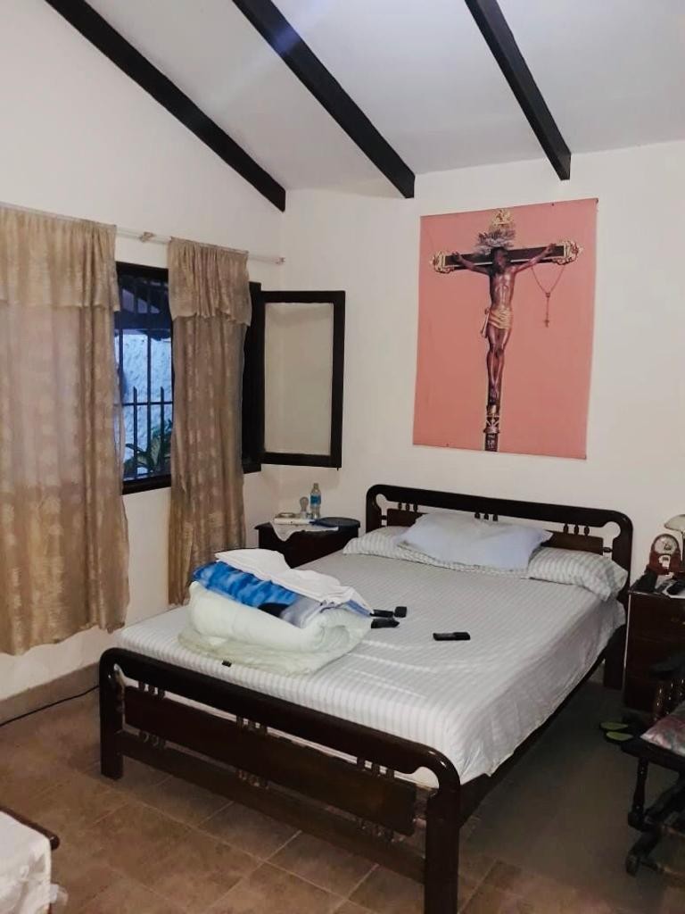 Casa Urb. Paraíso zona Santos Dumont  Foto 8