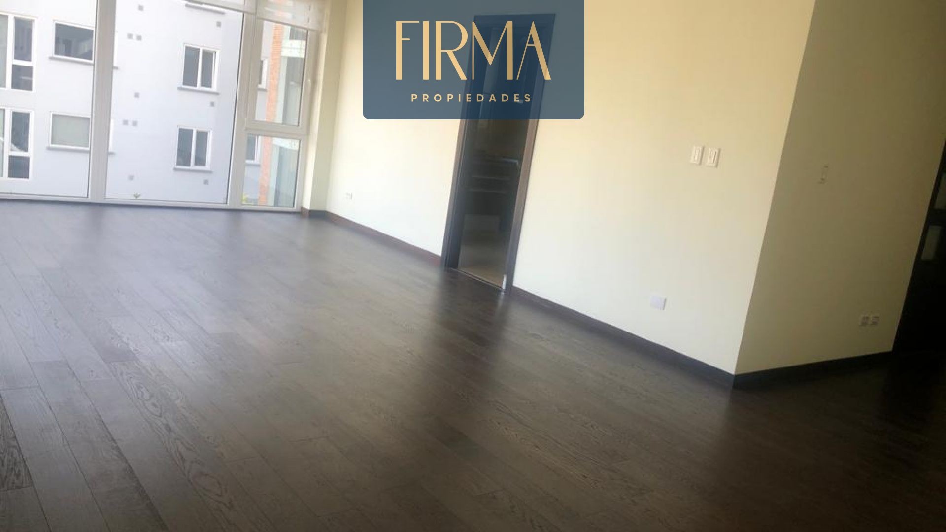 En Alquiler a $us 1,050 Foto 5