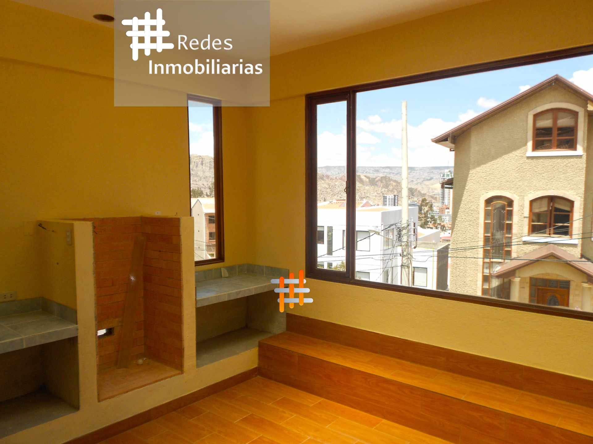 Casa en Achumani en La Paz 3 dormitorios 5 baños 3 parqueos Foto 23