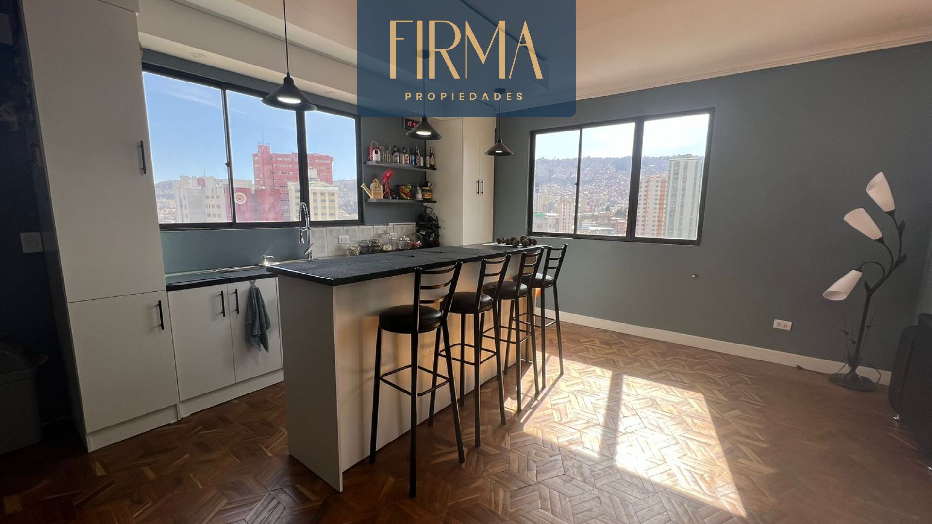 Departamento en VentaCOMPRA ESTE PENTHOUSE EN MIRAFLORES Foto 15