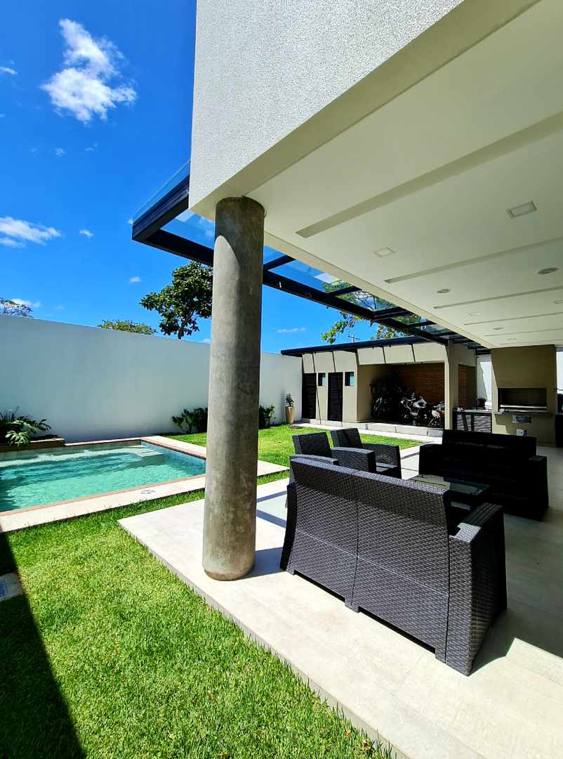 Casa URUBÓ 
Urbanización cerrada 
Condominio Santa Cruz la vieja  Foto 20