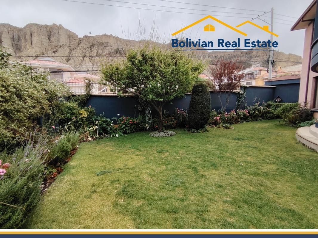 Casa en Achumani en La Paz 4 dormitorios 4 baños 4 parqueos Foto 2