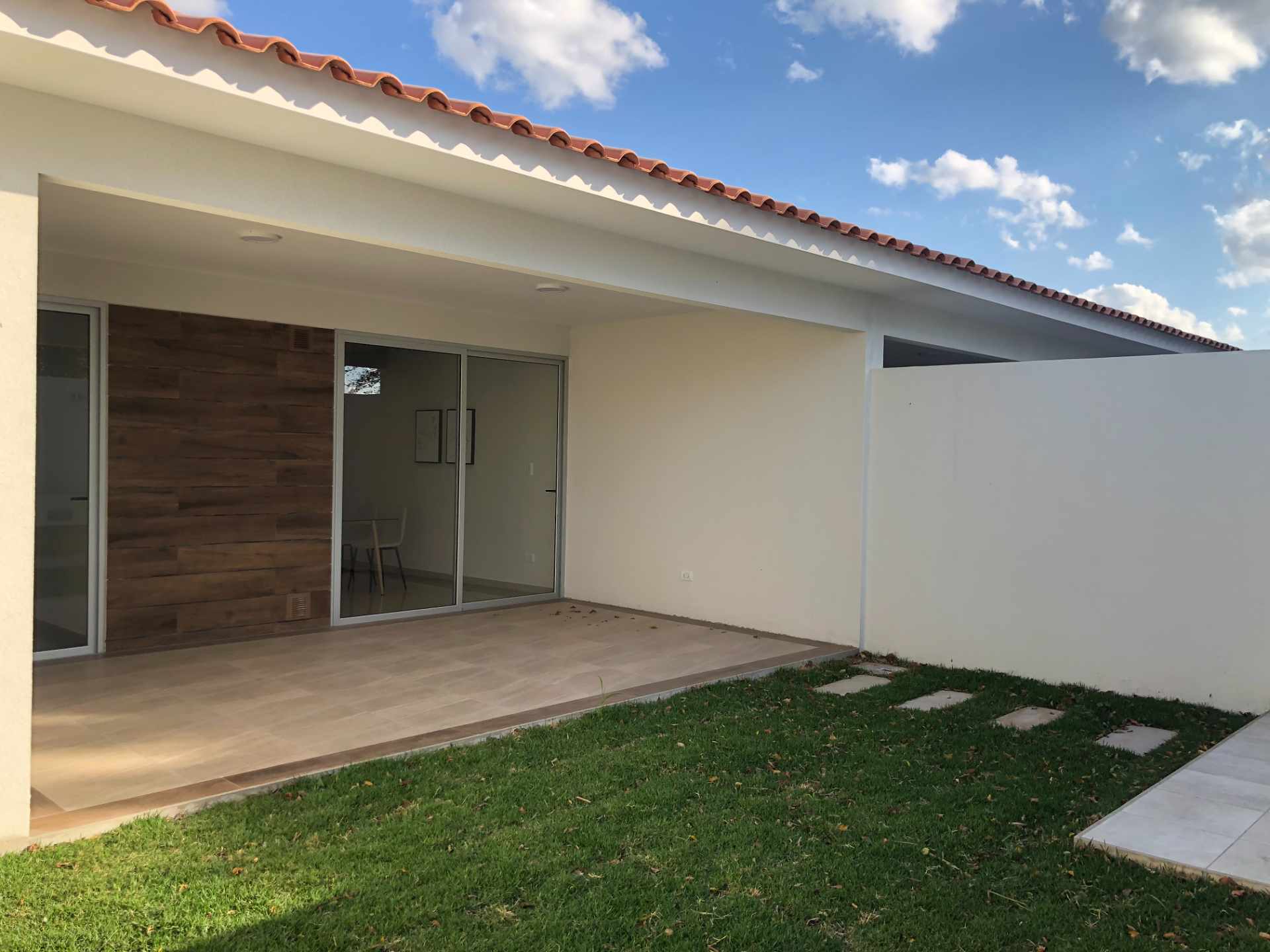 Casa en Entre 8vo y 9no anillo Norte en Santa Cruz de la Sierra 3 dormitorios 3 baños 2 parqueos Foto 5