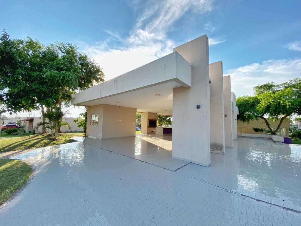 En Alquiler a $us 650 Foto 5