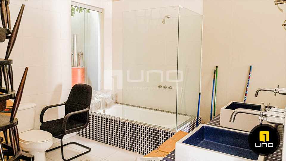 Casa en VentaAMPLIA CASA SOLO PARA OFICINA ZONA NORTE AV. BENI 5TO ANILLO Foto 8