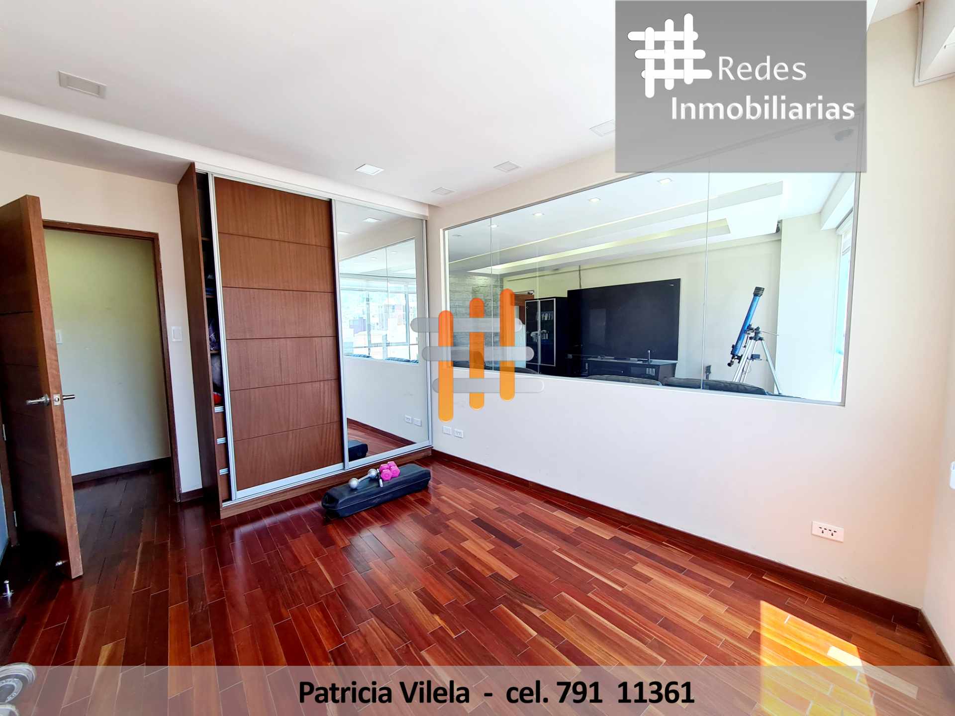 Departamento en VentaPENTHOUSE EN VENTA GRANDE COMO POCOS EN PLENO SAN MIGUEL SOBRE AV. MONTENEGRO  Foto 10