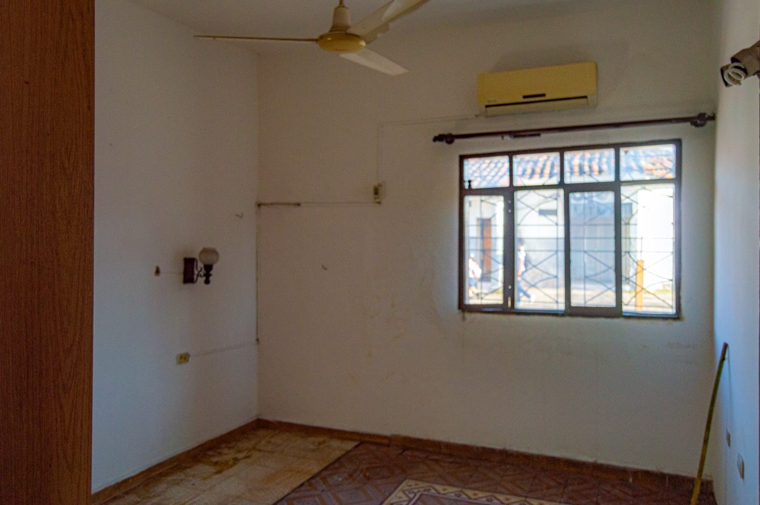 Casa en Centro en Santa Cruz de la Sierra 5 dormitorios 2 baños  Foto 16