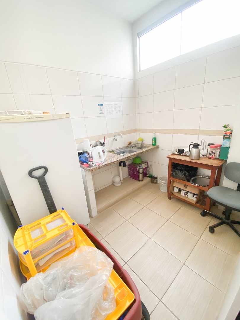 Galpón en Entre 1er y 2do anillo Este en Santa Cruz de la Sierra    Foto 3