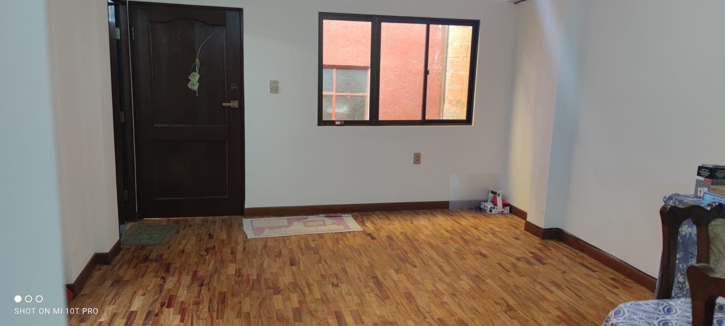 Casa en San Pedro en La Paz 4 dormitorios 2 baños  Foto 7