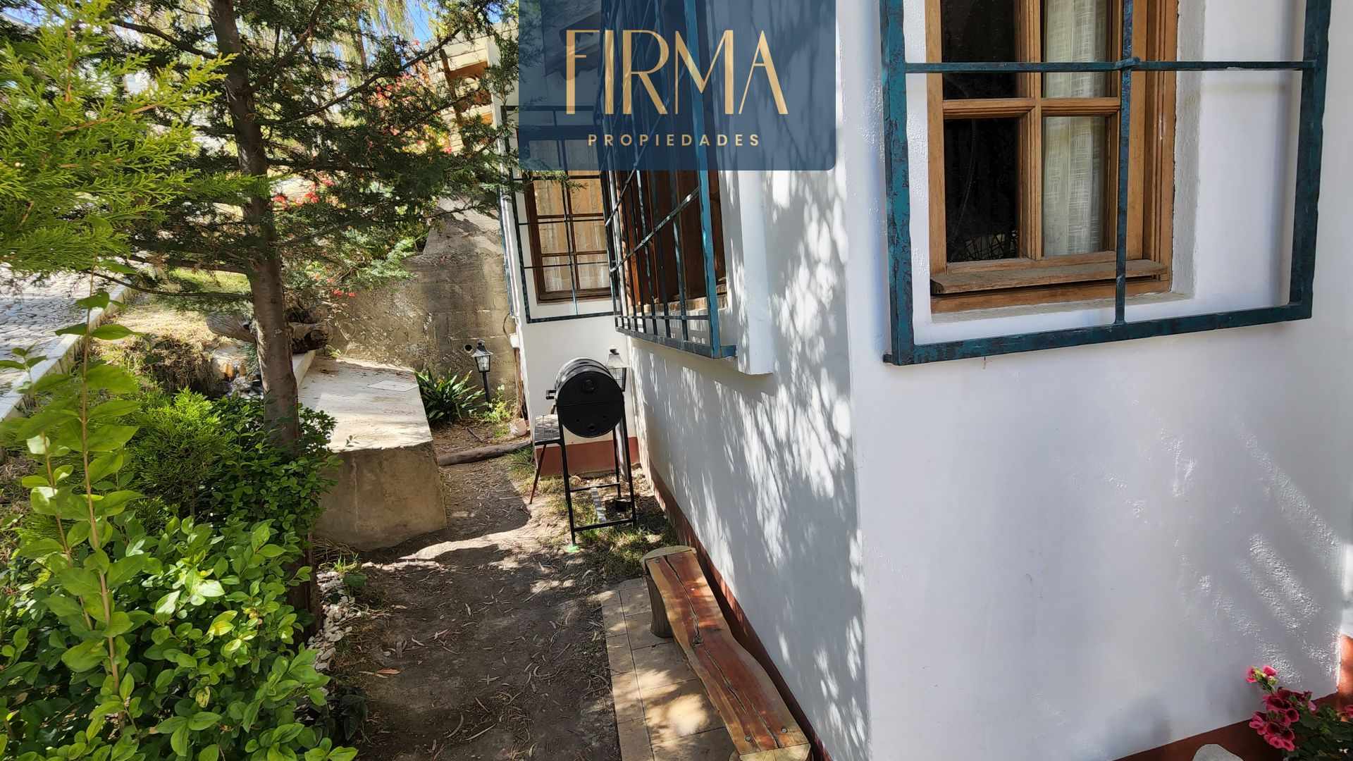 Casa en Achumani en La Paz 2 dormitorios 3 baños 1 parqueos Foto 8