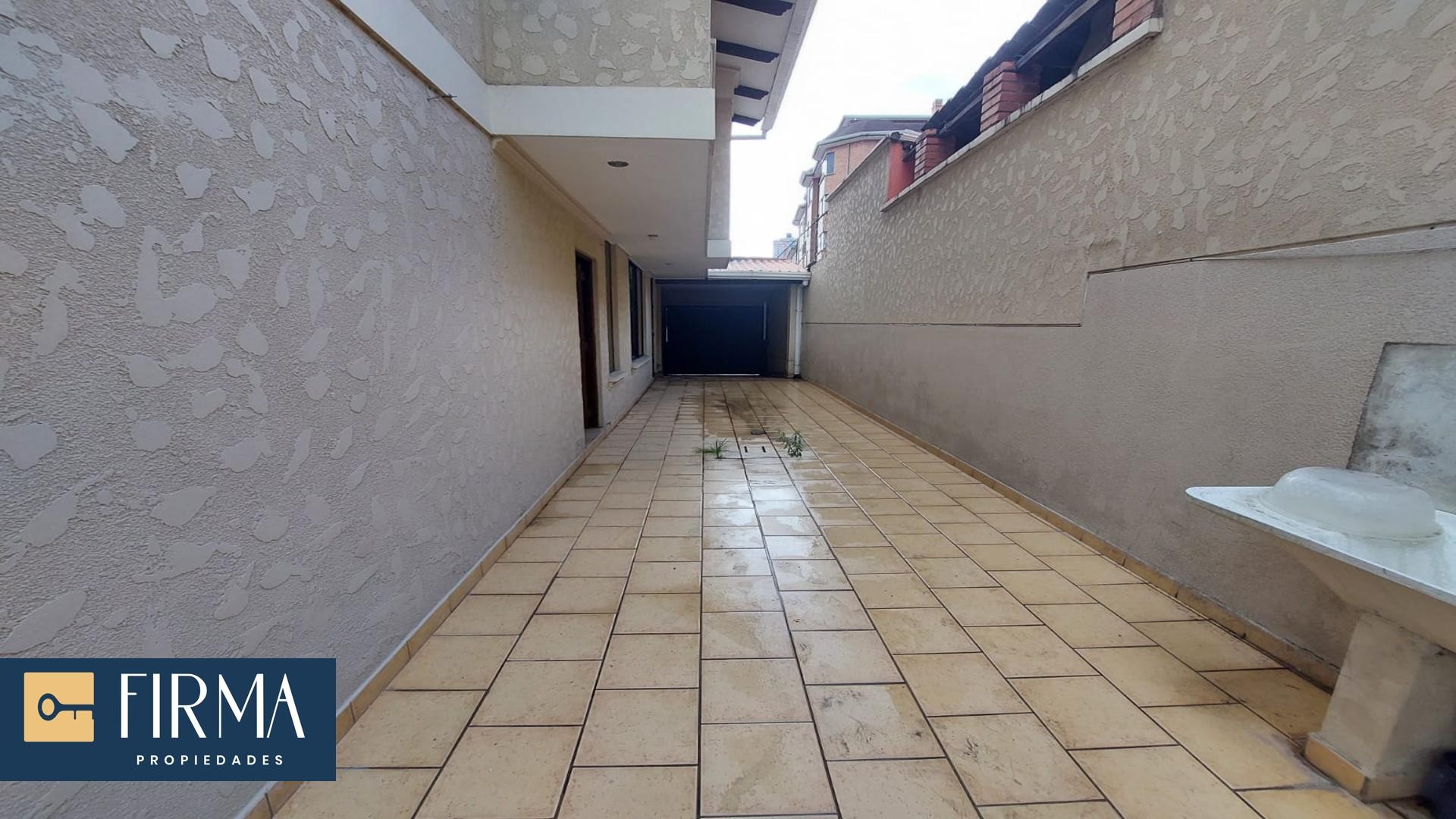 Casa en AlquilerCASA EN ALQUILER EN CALACOTO Foto 10