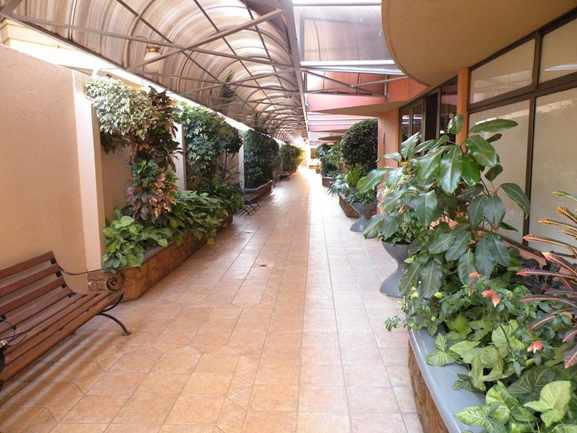 Departamento en Noroeste en Cochabamba 2 dormitorios 3 baños 1 parqueos Foto 4