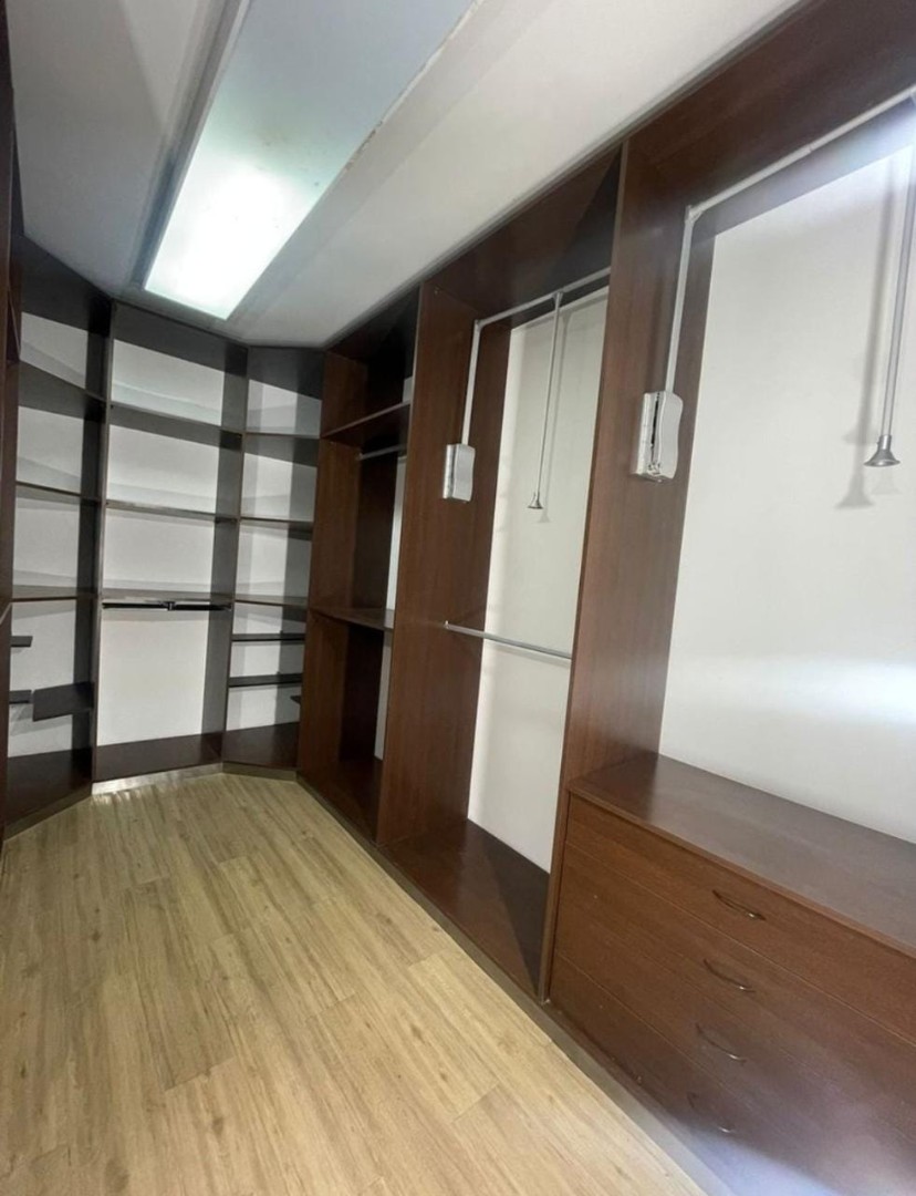 Casa en AlquilerCASA EN ALQUILER EN ZONA NORTE BENI  4 dormitorios 6 baños 4 parqueos Foto 16