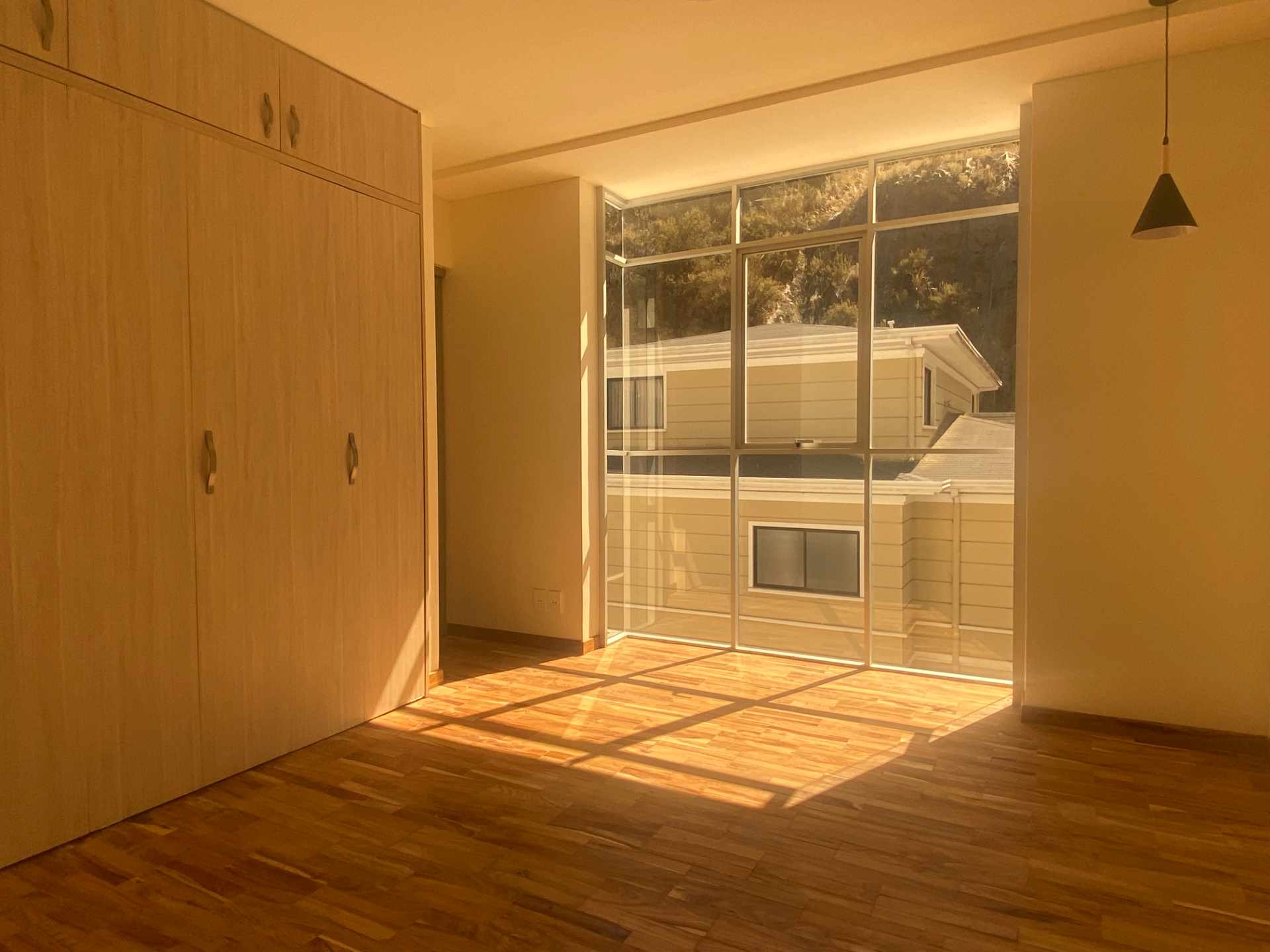 Departamento Av las Violetas #22 Altura calle 31 Foto 9