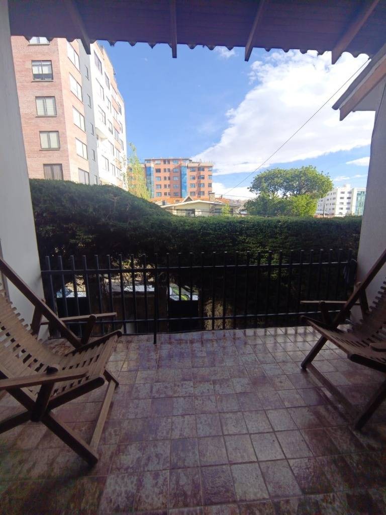 Casa en Calacoto en La Paz 4 dormitorios 5 baños 3 parqueos Foto 20