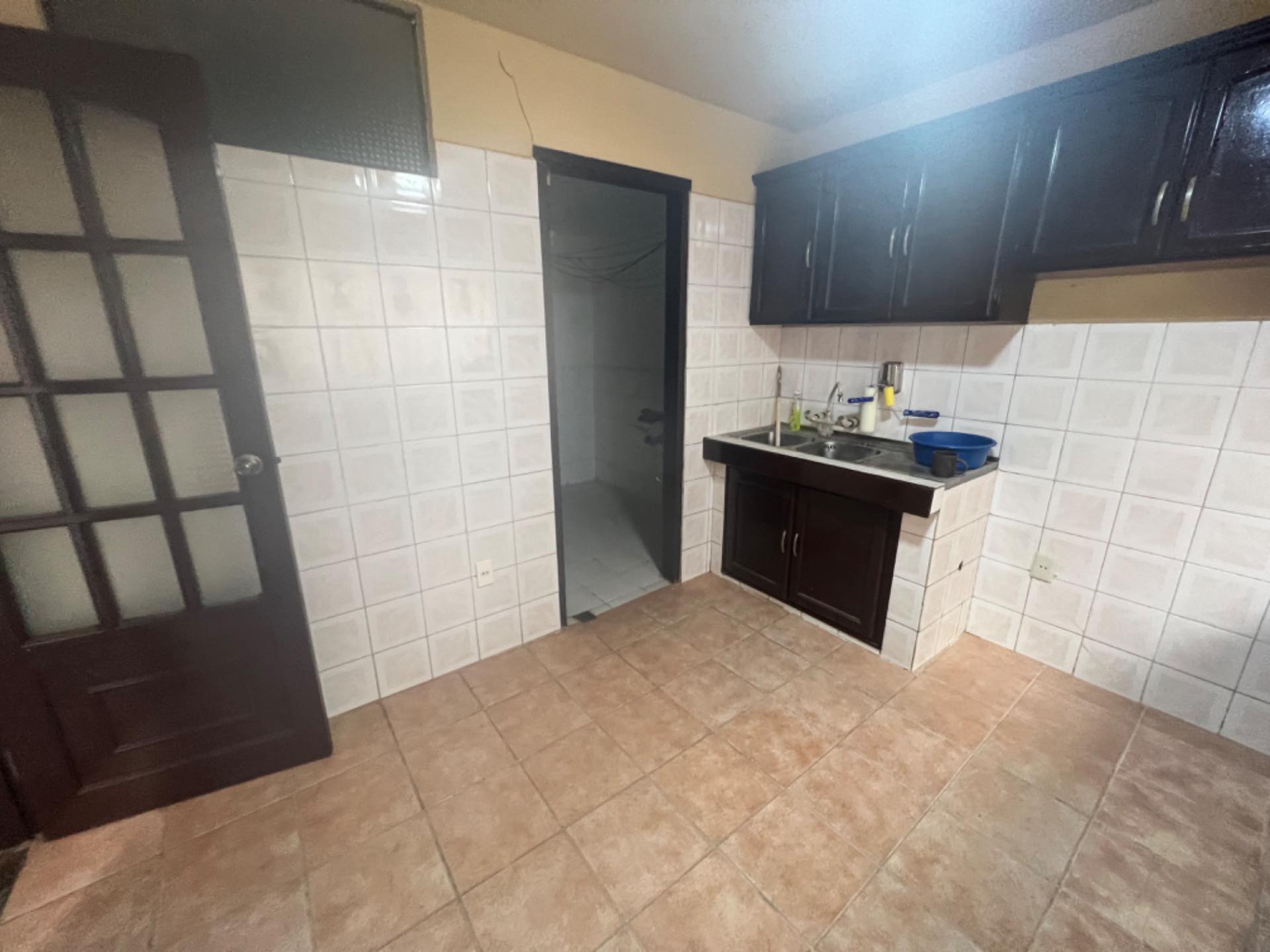 Departamento en AnticréticoCalle 16 de Obrajes  Hugo Ernest  3 dormitorios 3 baños 1 parqueos Foto 7