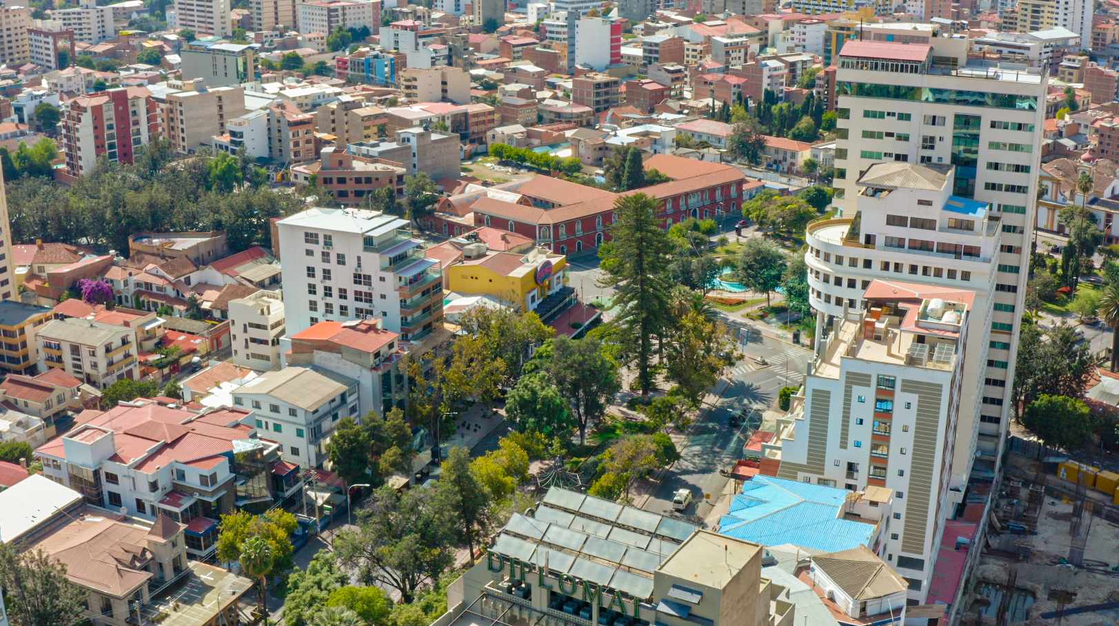 Local comercial en Noroeste en Cochabamba  2 baños  Foto 17