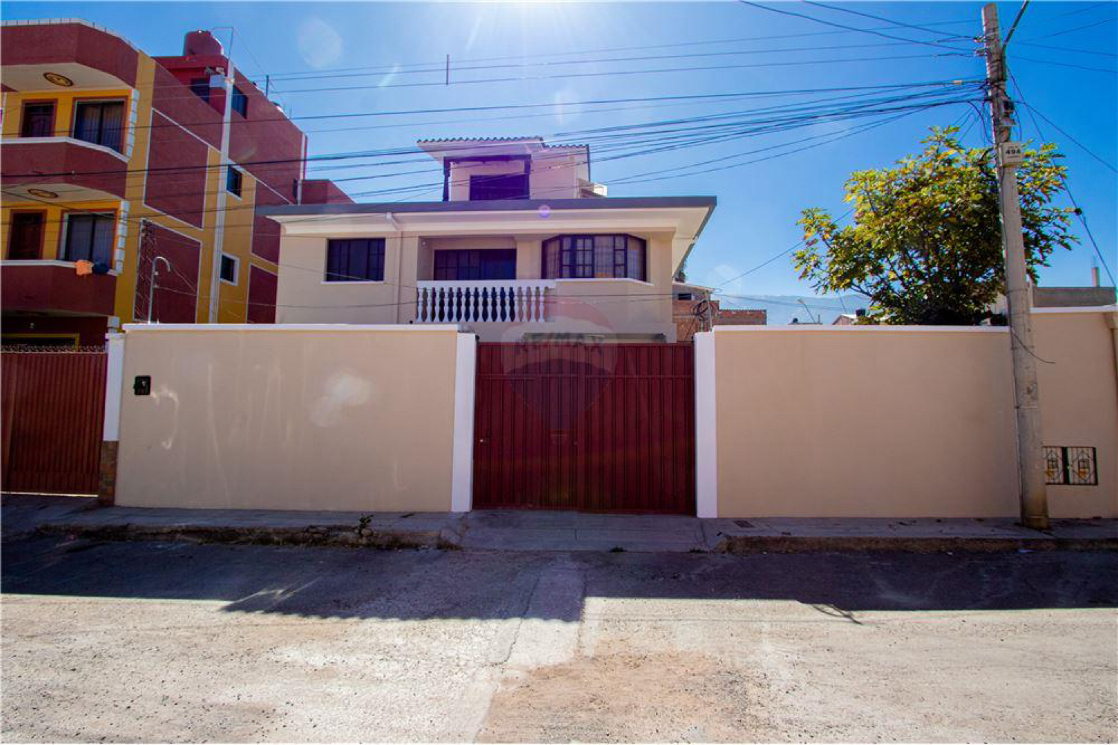 Casa en Mayorazgo en Cochabamba 8 dormitorios 3 baños 1 parqueos Foto 5