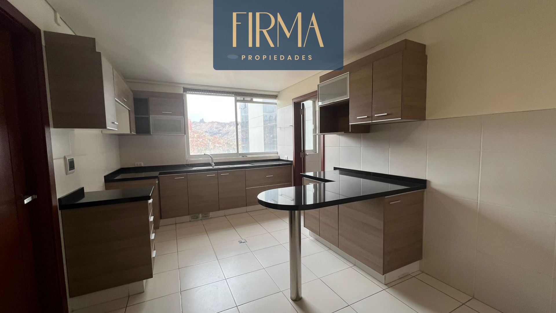 En Venta a $us 310,000 Foto 14