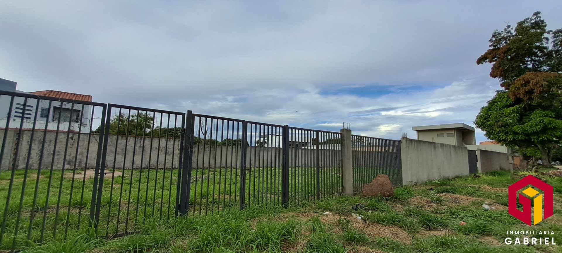 Terreno en Entre 4to y 5to anillo Oeste en Santa Cruz de la Sierra    Foto 3