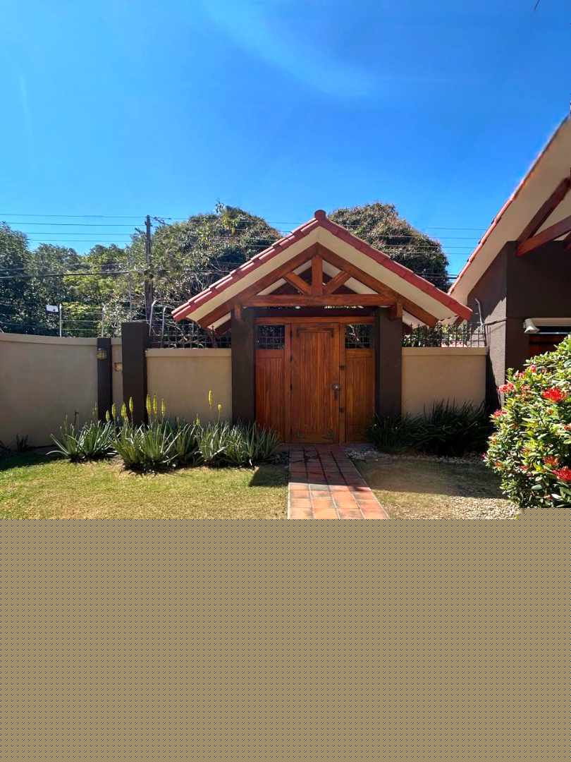 En Alquiler a $us 1,500 Foto 5