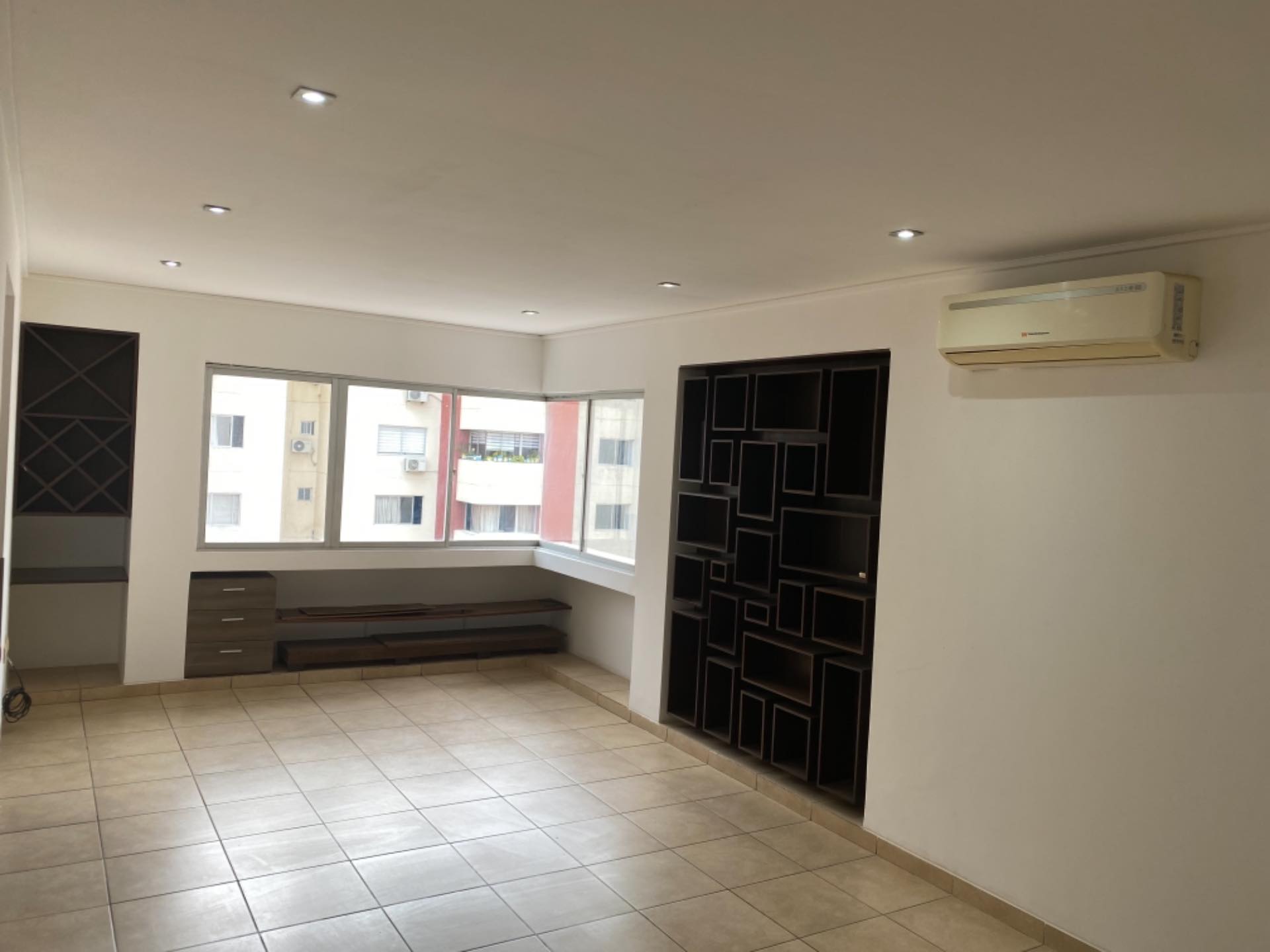 Departamento Condominio San Francisco II Av Doble Vía a la Guardia entre 5 Y 6 anillo  Foto 11