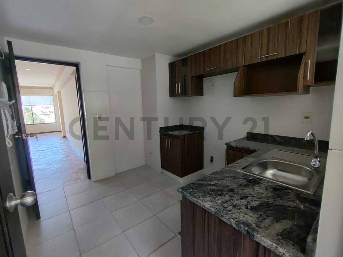 Departamento en Achumani en La Paz 3 dormitorios 4 baños 1 parqueos Foto 16