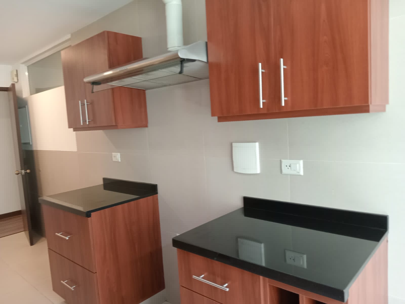 En Alquiler a $us 700 Foto 2