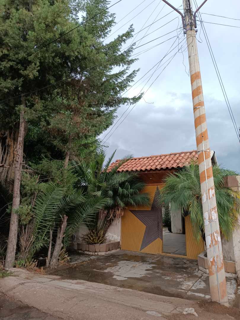 Casa en Jayhuayco en Cochabamba 5 dormitorios 4 baños 1 parqueos Foto 5