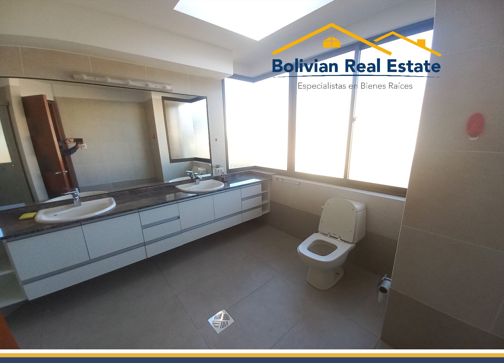 En Alquiler a $us 950 Foto 12