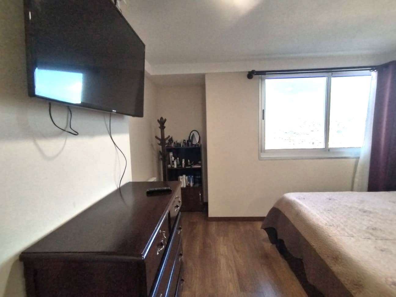 Departamento en AlquilerAVENIDA ARCE   -    LA PAZ  3 dormitorios 4 baños 1 parqueos Foto 30
