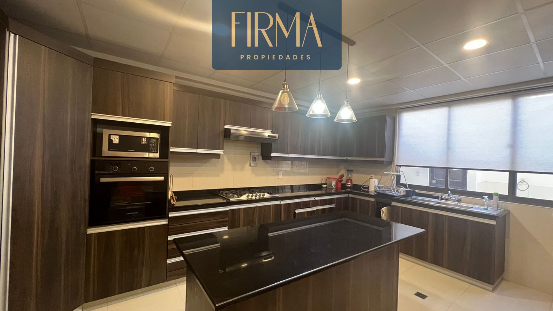 Casa en VentaCOMPRA ESTA CASA EN MALLASILLA 4 dormitorios 6 baños 2 parqueos Foto 17